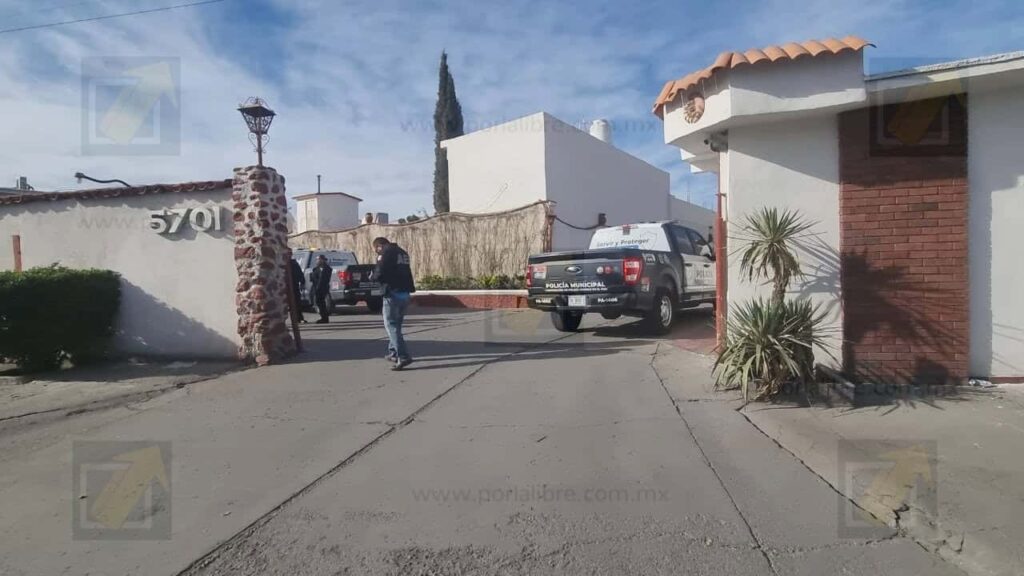 Policía investiga presunto caso de autorobo en hotel de la avenida Tecnológico