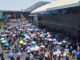 Bloqueos de la CNTE enloquecen ambas terminales del AICM
